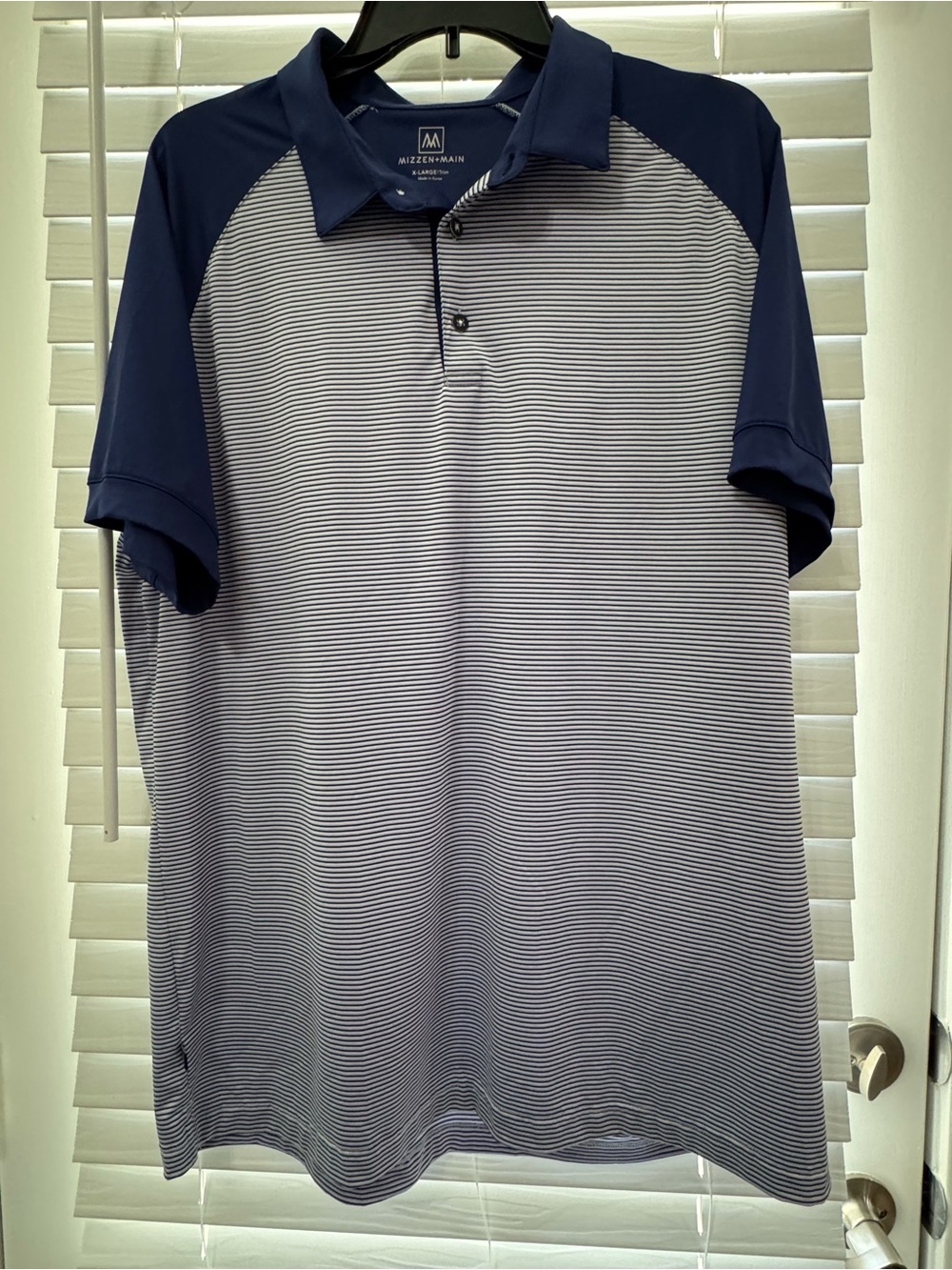 Mizzen+Main Navy and White Thin-Striped Performance Polo Size XL
